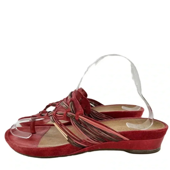Clarks artesian collection womens sandals size 8.5 red suede thong flip flops - Picture 5 of 14